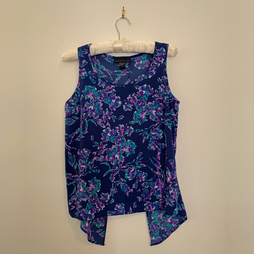 Open back and very versatile tank.